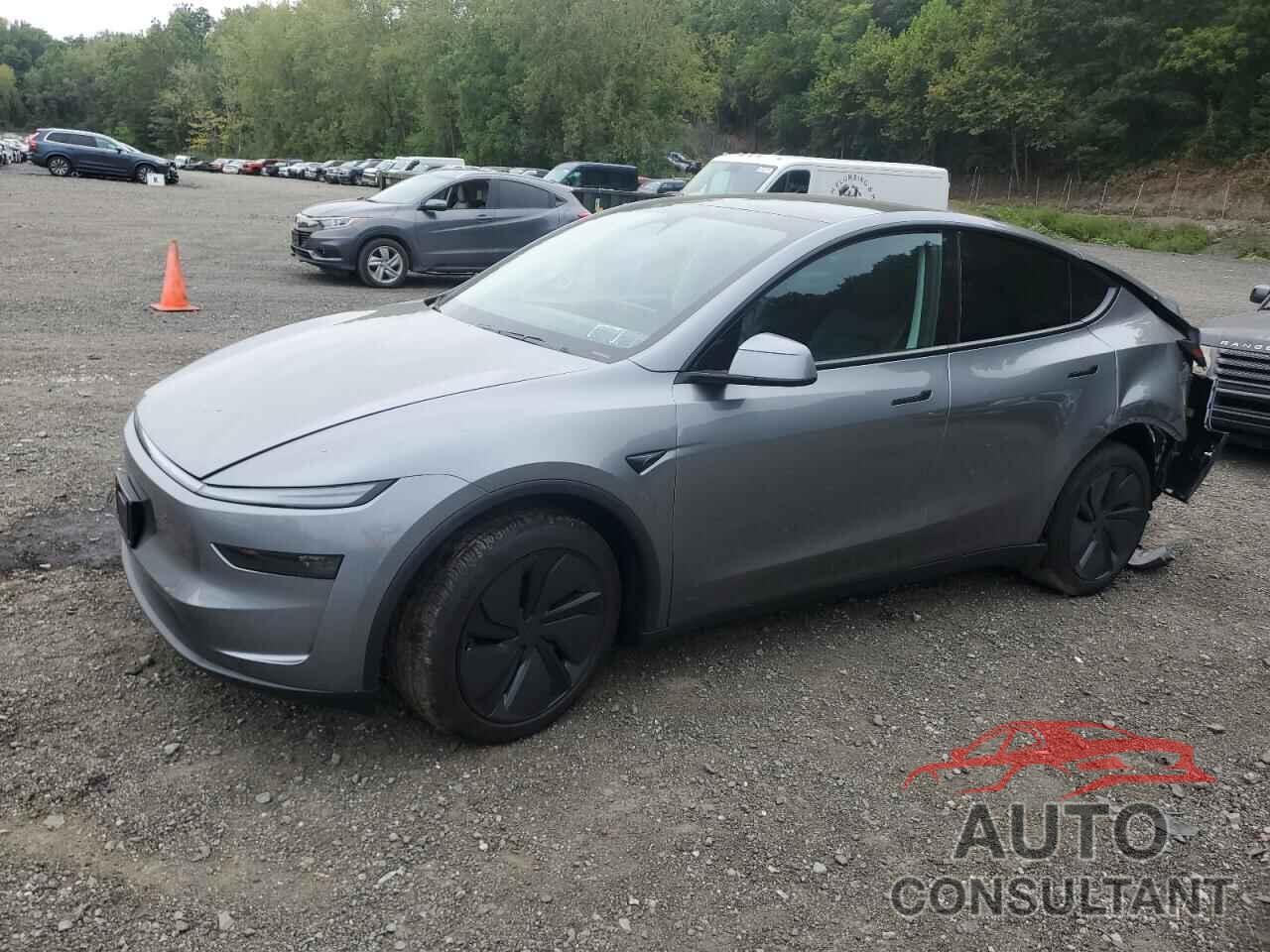 TESLA MODEL Y 2026 - 7SAYGDEE7TF370980