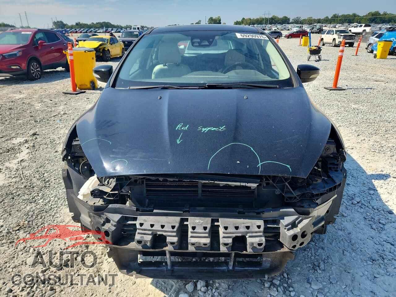 FORD FOCUS 2017 - 1FADP3N27HL330856