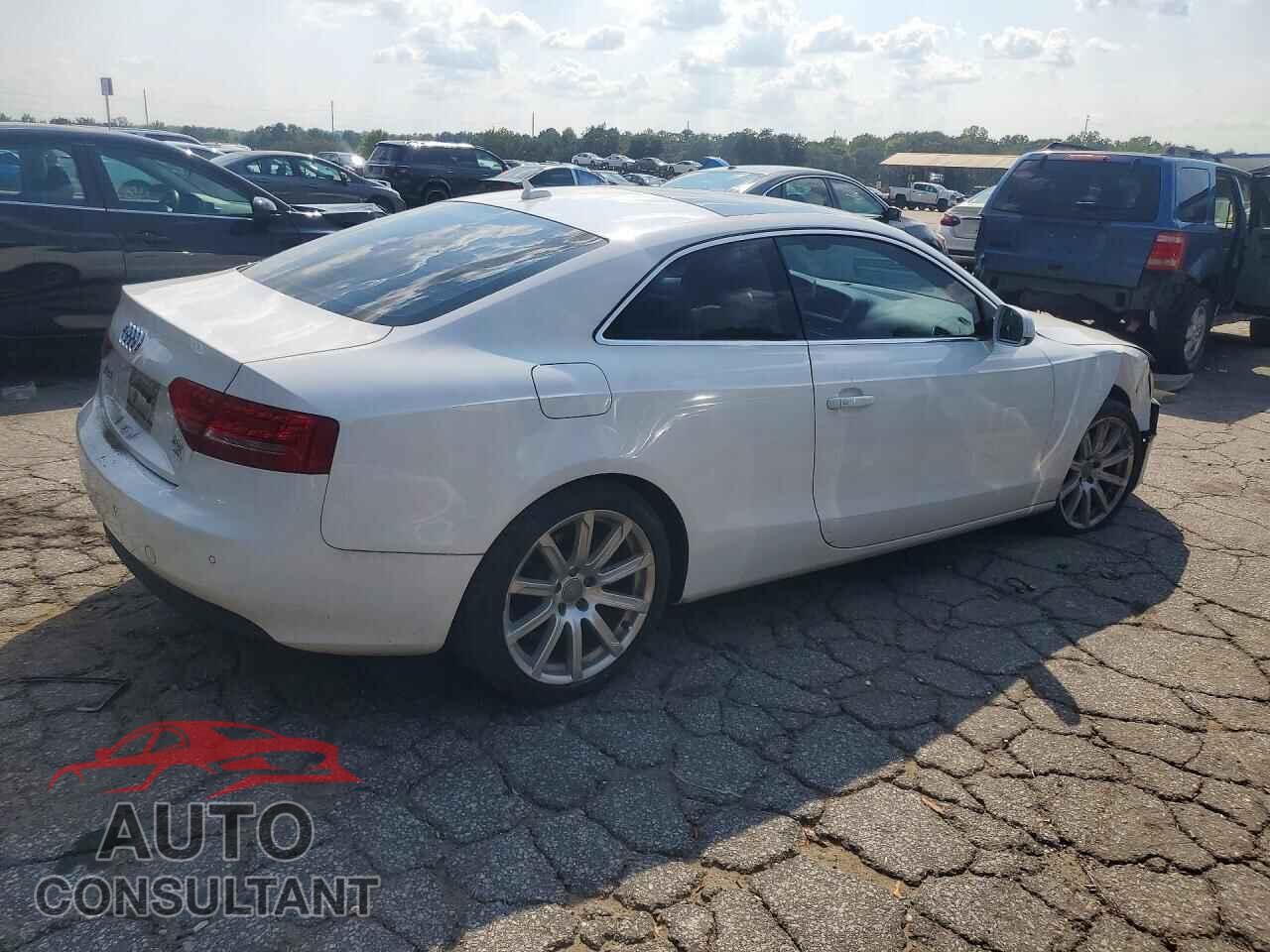 AUDI A5 2012 - WAUVFAFR4CA044661
