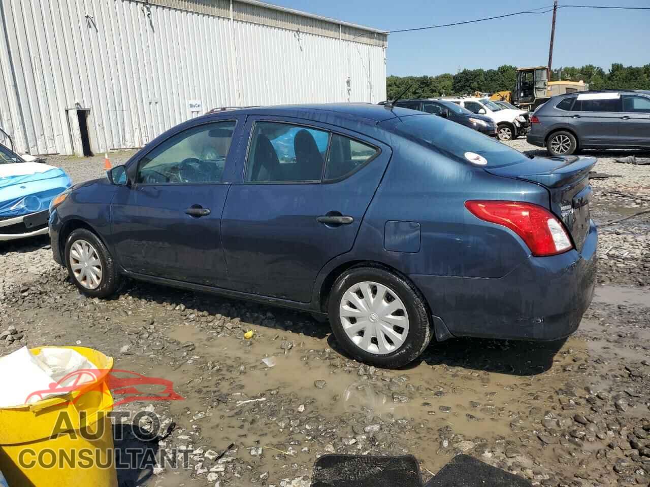 NISSAN VERSA 2017 - 3N1CN7AP3HL904753