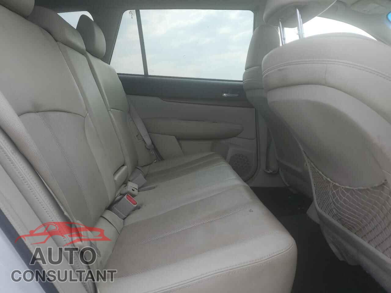 SUBARU OUTBACK 2014 - 4S4BRCLC4E3288046