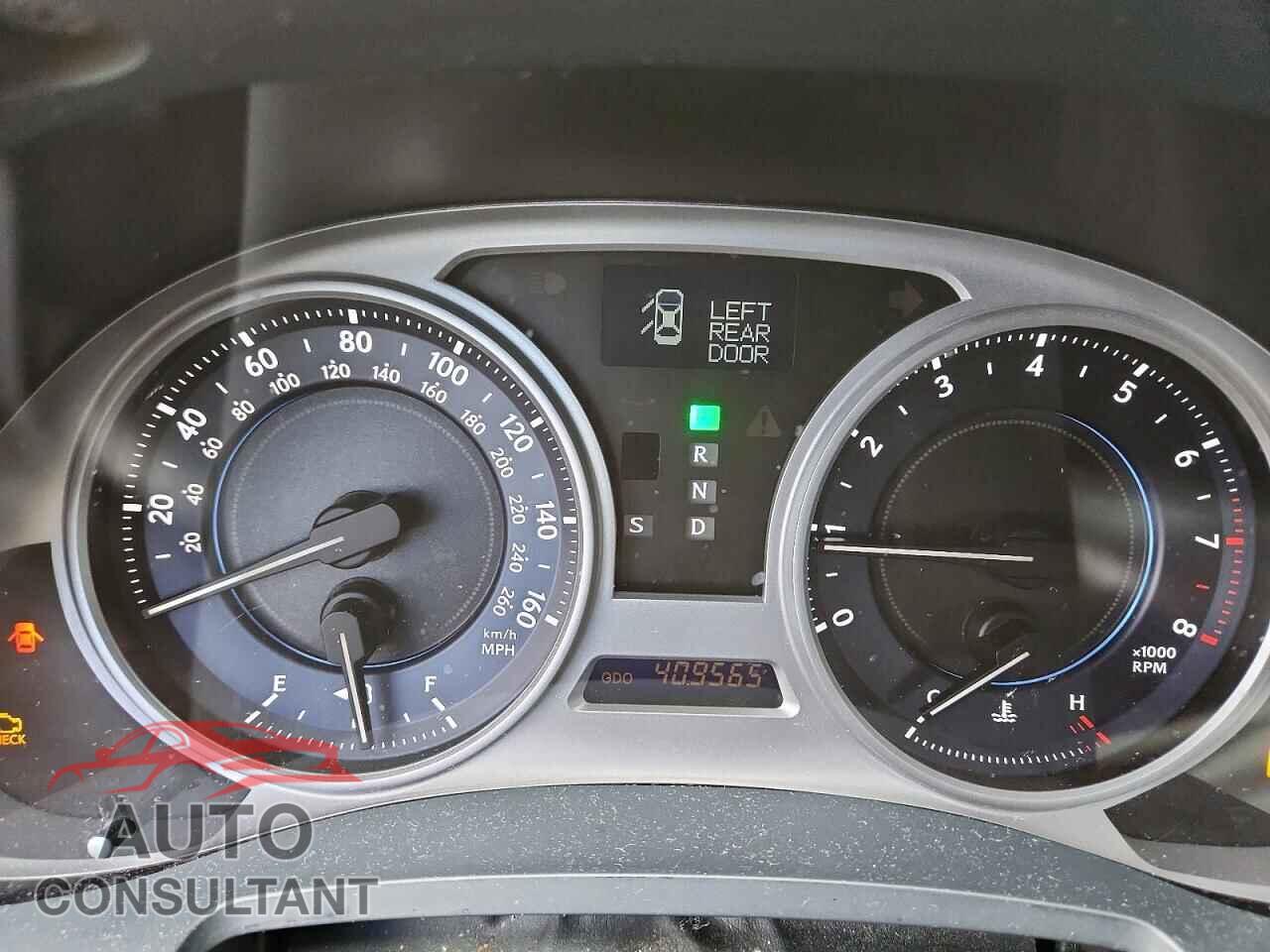 LEXUS IS 2009 - JTHCK262292029088