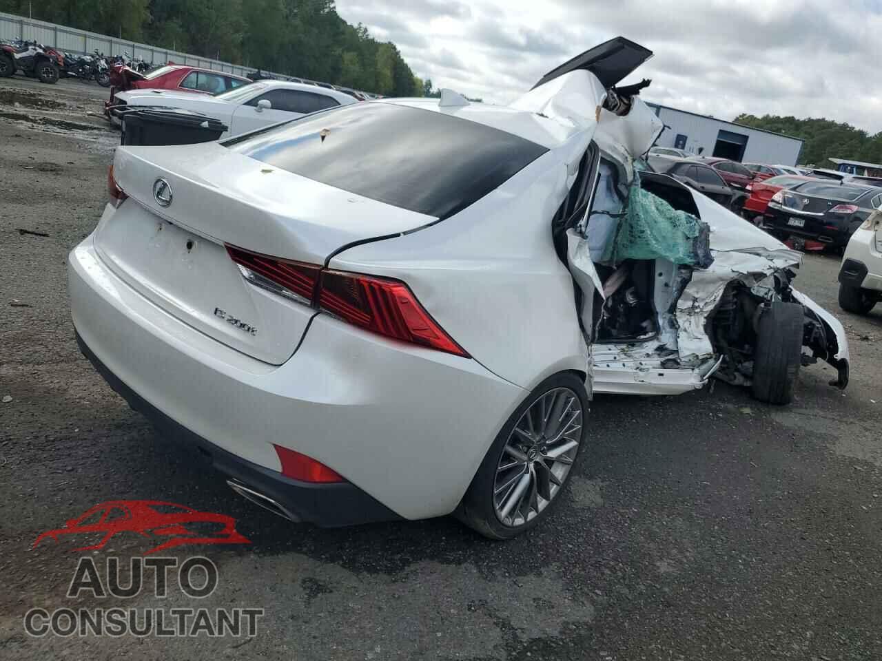 LEXUS IS 2017 - JTHBA1D21H5048546
