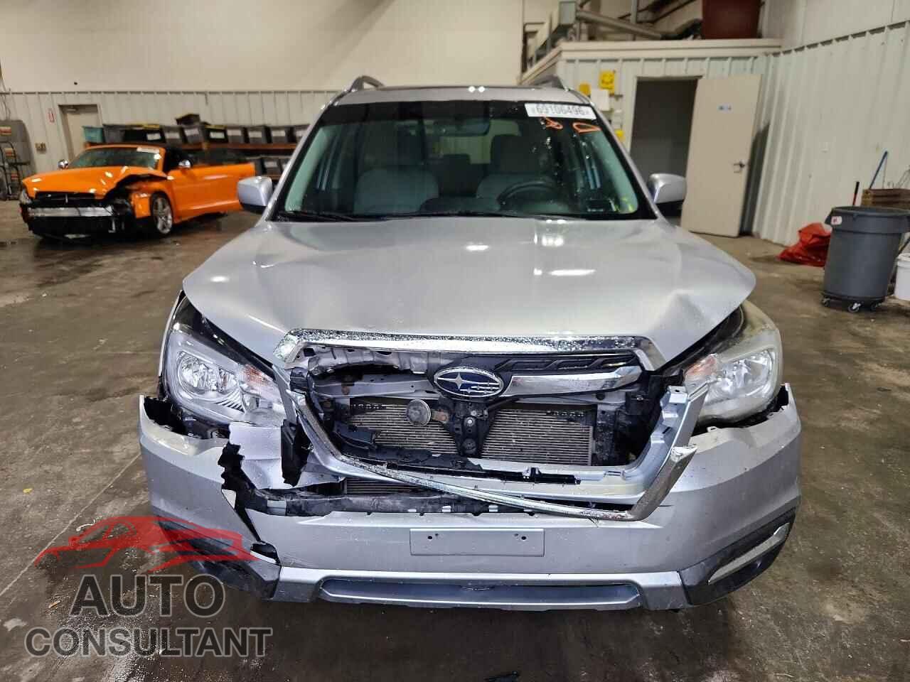 SUBARU FORESTER 2017 - JF2SJAEC0HH404199