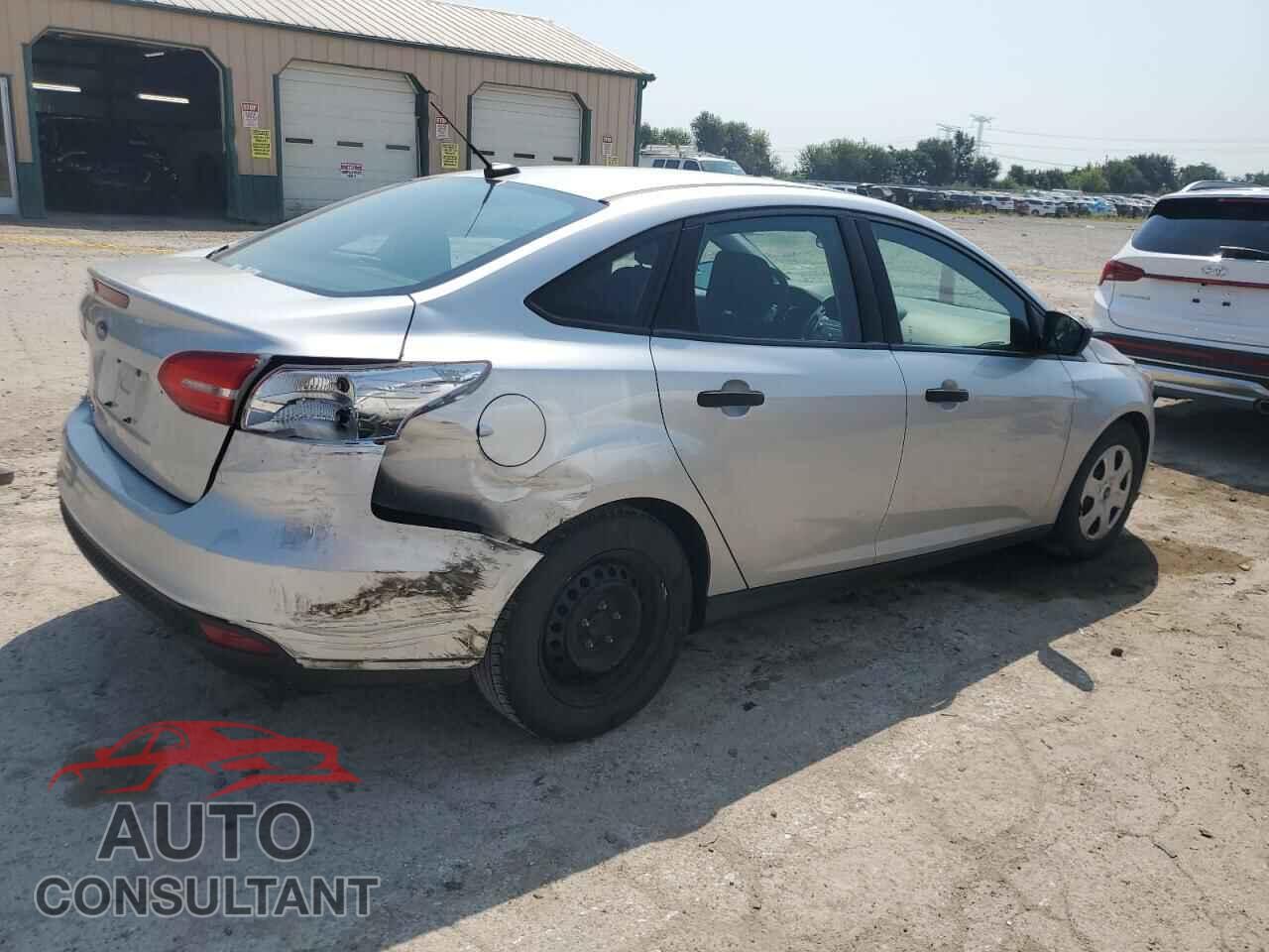 FORD FOCUS 2017 - 1FADP3E24HL243108