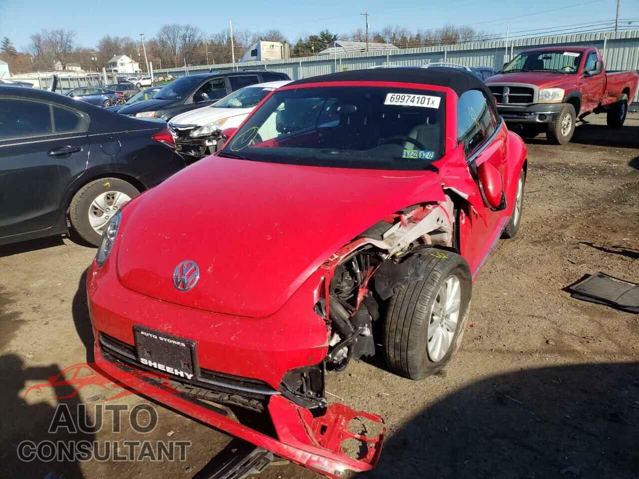 VOLKSWAGEN BEETLE 2019 - 3VW5DAAT3KM510896