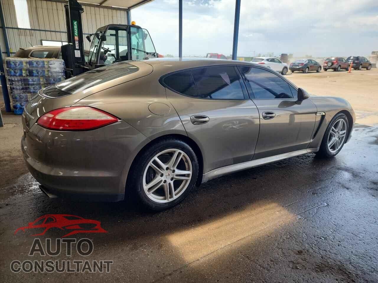 PORSCHE PANAMERA 2011 - WP0AA2A79BL011105