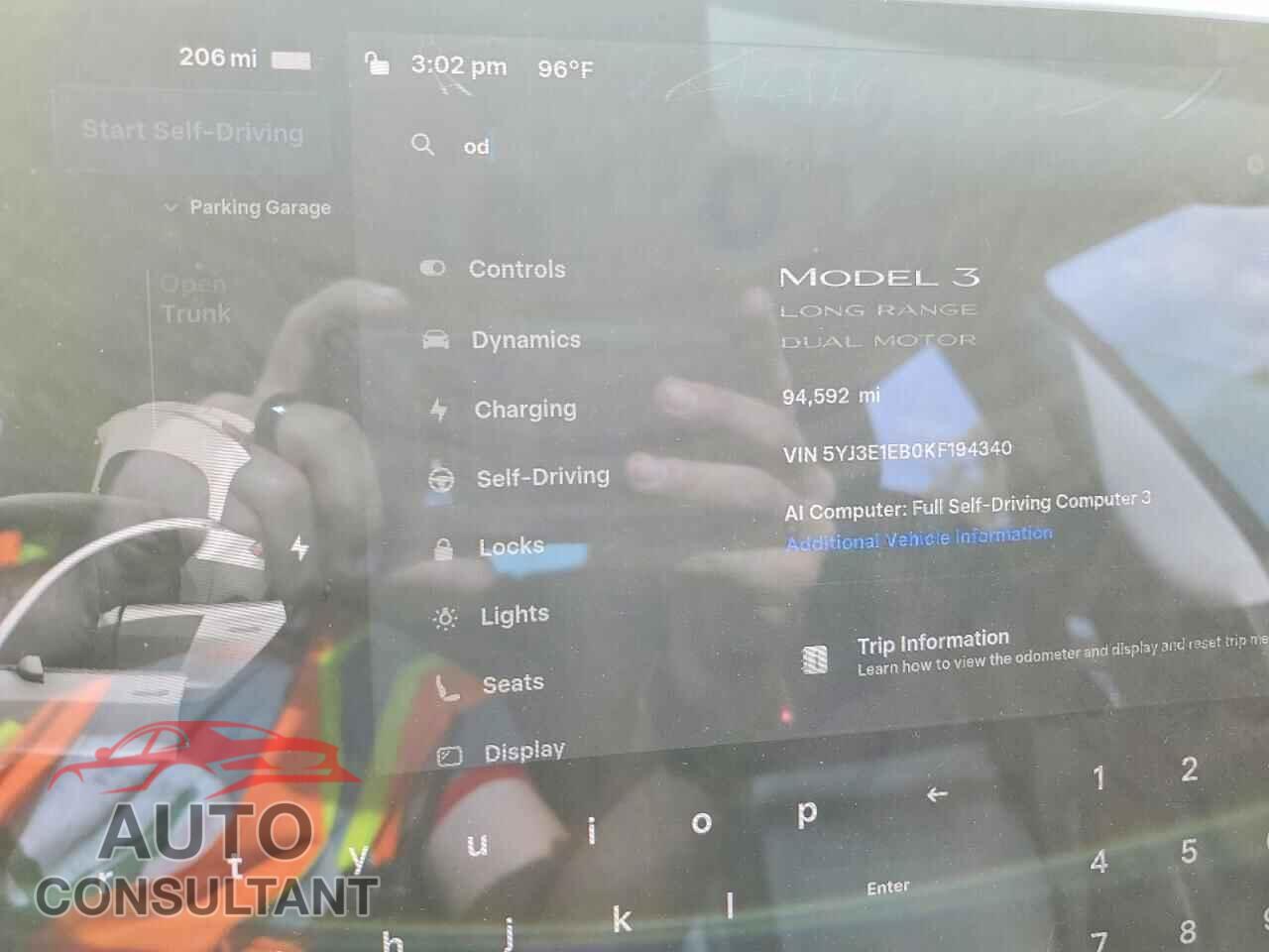 TESLA MODEL 3 2019 - 5YJ3E1EB0KF194340