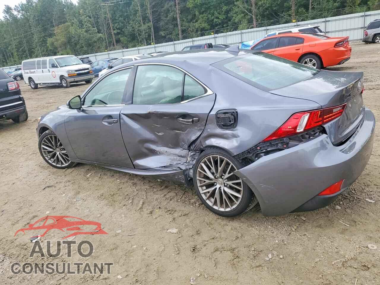 LEXUS IS 2015 - JTHCF1D25F5025306