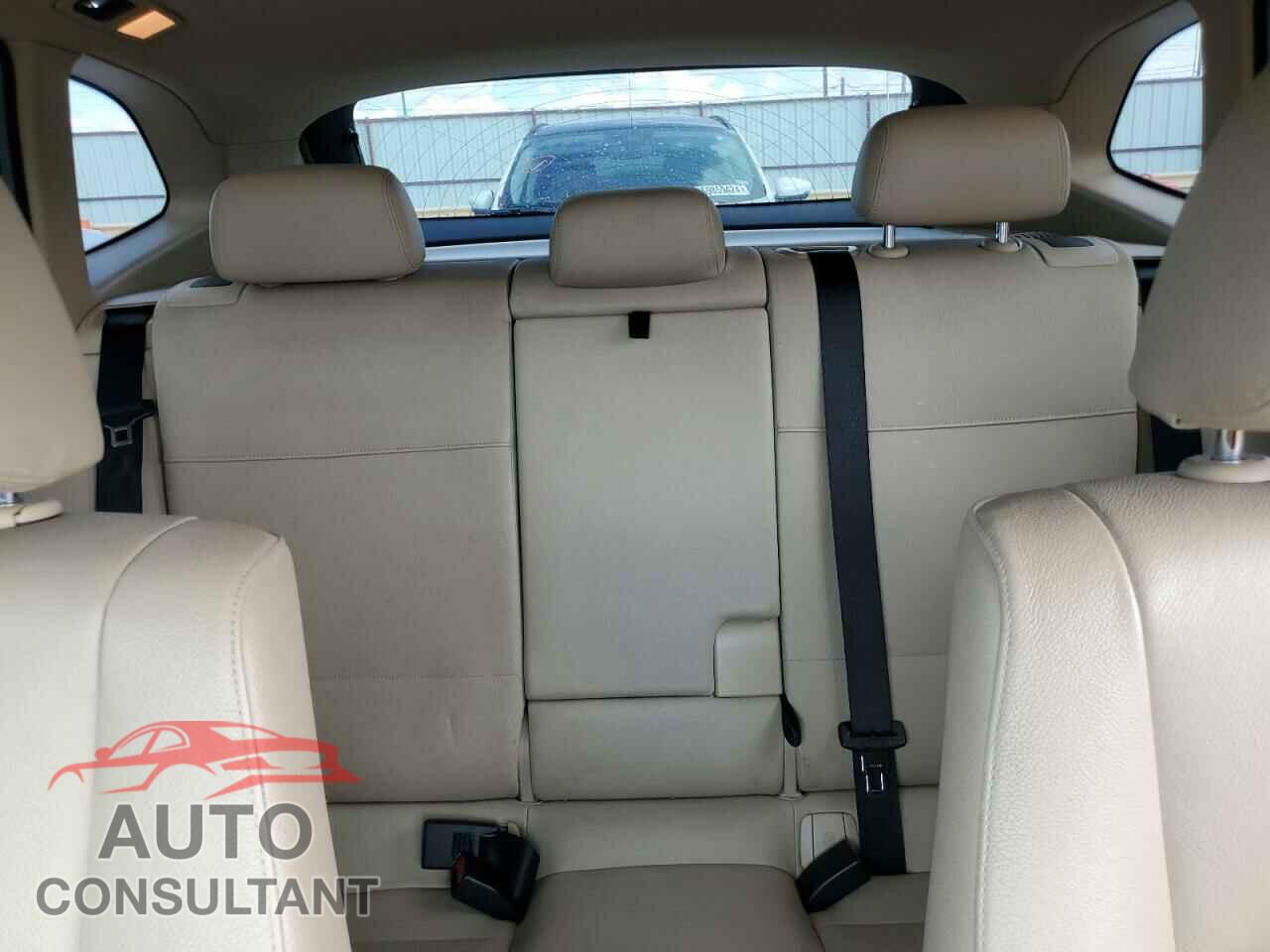 BMW X1 2014 - WBAVM1C55EVW51977