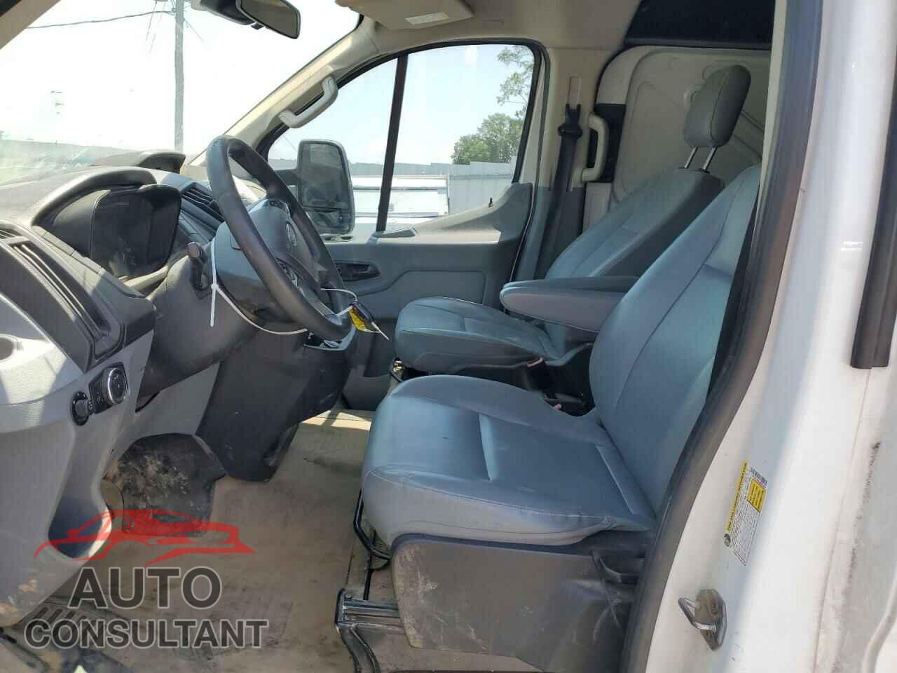 FORD TRANSIT 2018 - 1FTYR2YMXJKB01631