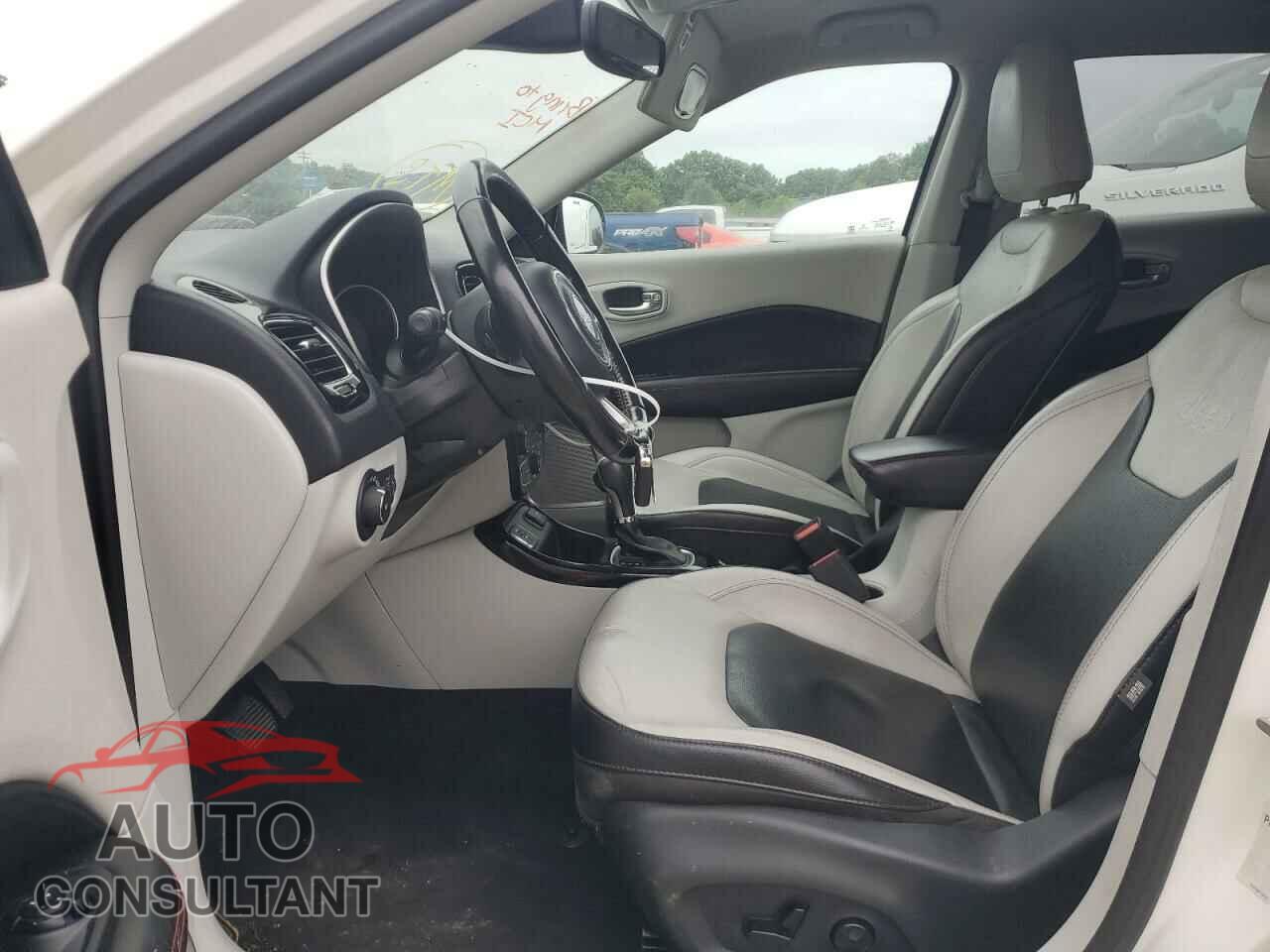 JEEP COMPASS 2020 - 3C4NJCCB5LT152381