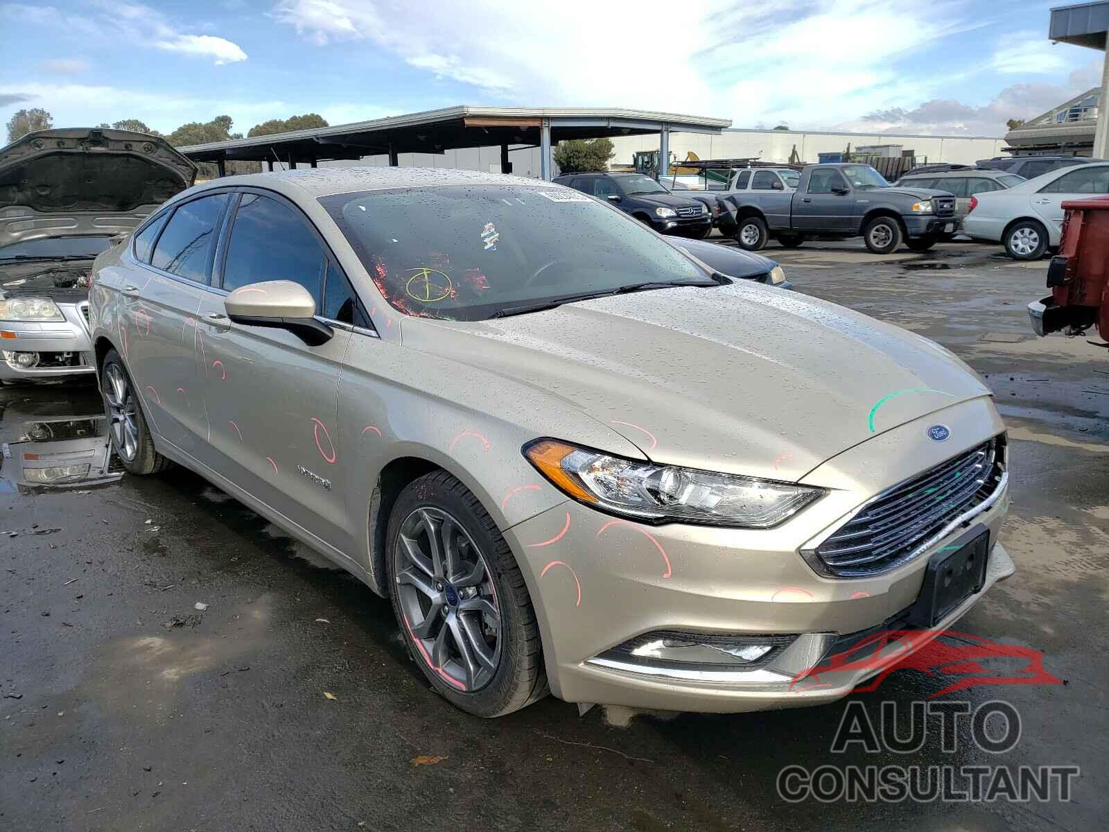 FORD FUSION 2017 - 3FA6P0LU2HR324346