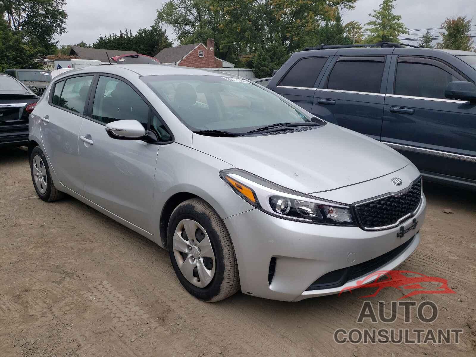 KIA FORTE 2017 - KNAFK5A86H5704351