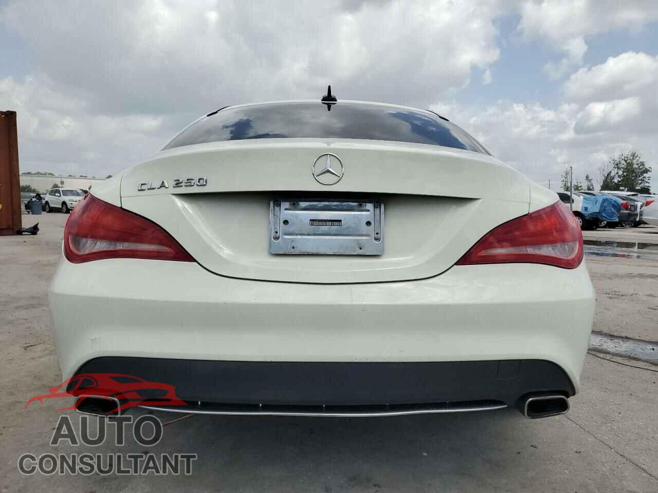 MERCEDES-BENZ CLA-CLASS 2014 - WDDSJ4EB4EN152676