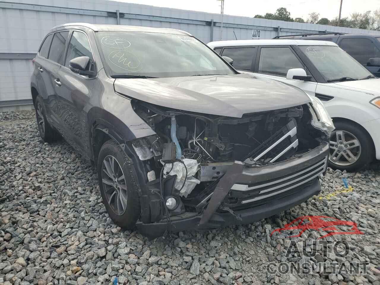 TOYOTA HIGHLANDER 2017 - 5TDKZRFH3HS512151
