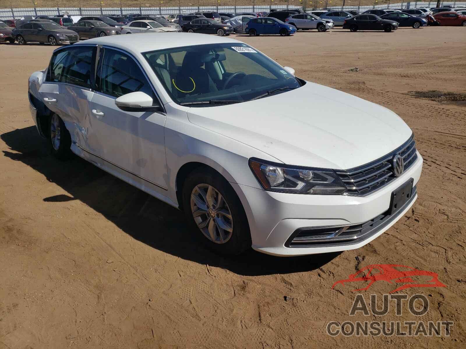VOLKSWAGEN PASSAT 2017 - 1VWAT7A39HC048827