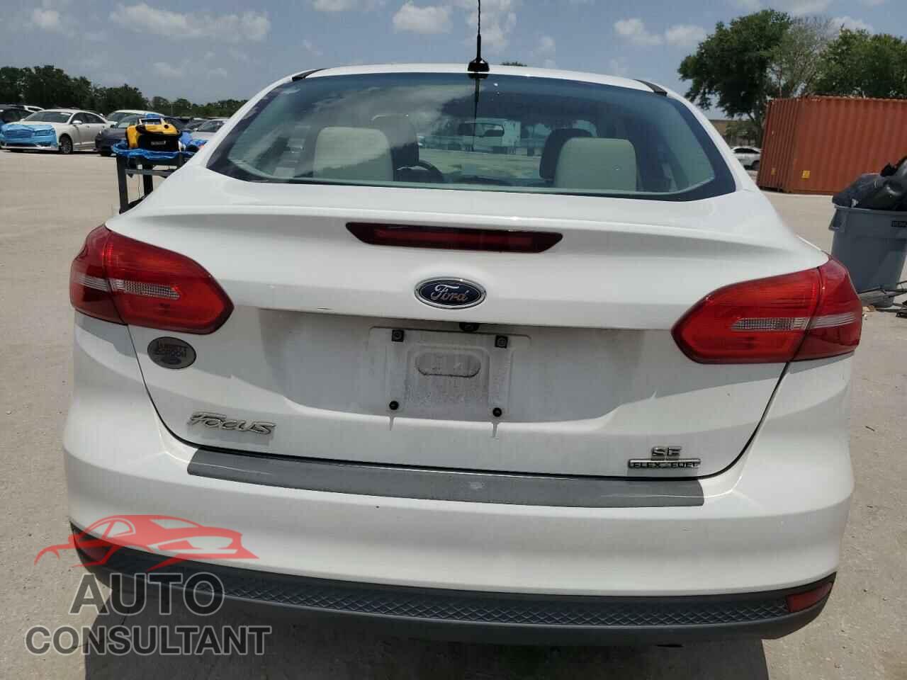 FORD FOCUS 2016 - 1FADP3F29GL214023