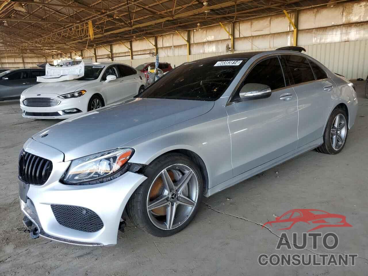 MERCEDES-BENZ C-CLASS 2018 - 55SWF4JB6JU282324