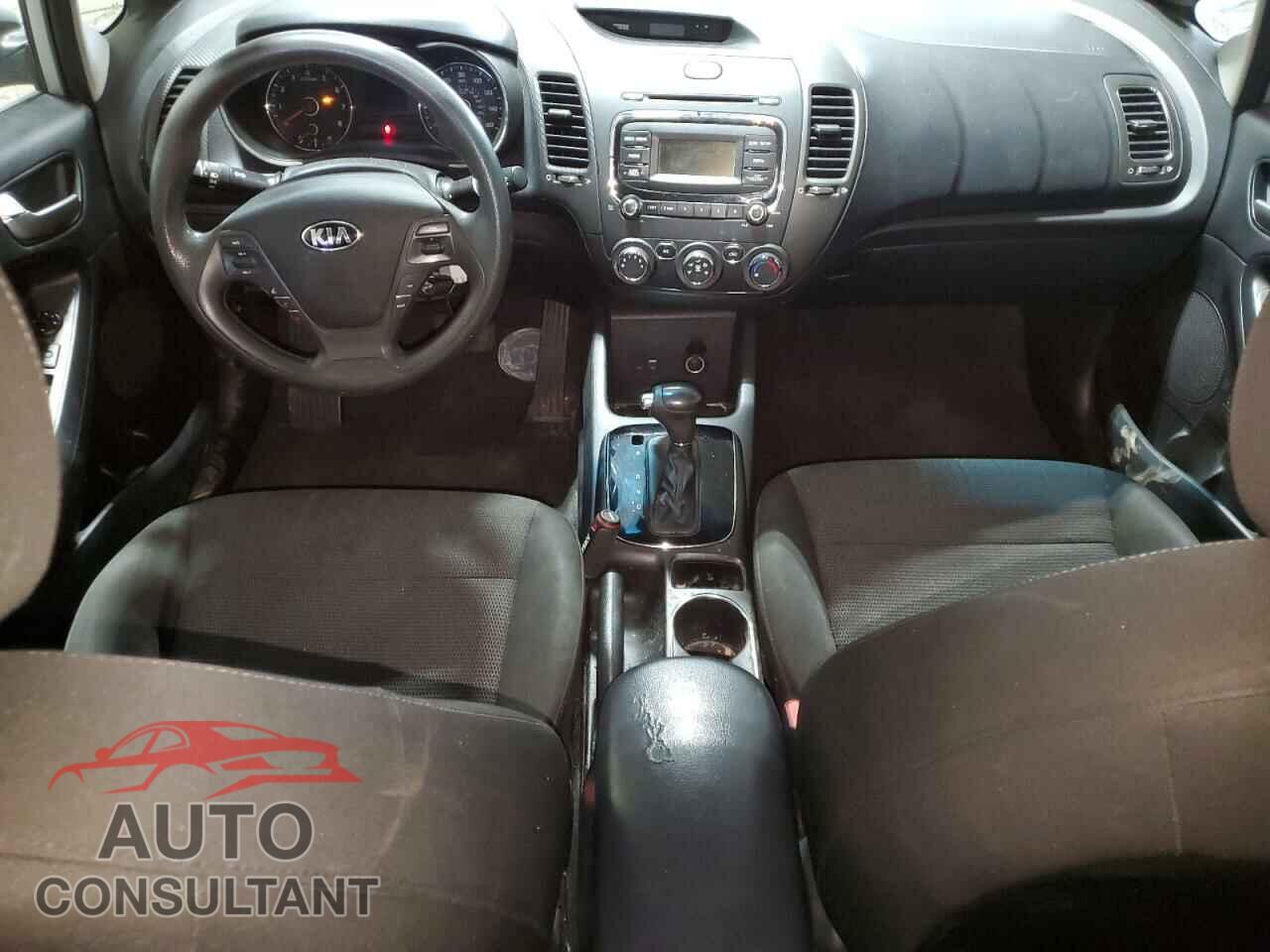 KIA FORTE 2017 - 3KPFK4A72HE108310