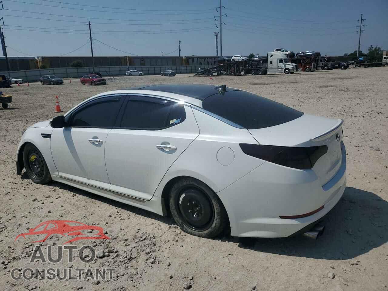 KIA OPTIMA 2013 - 5XXGR4A66DG111610