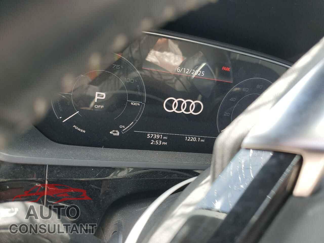 AUDI E-TRON 2019 - WA1LAAGE2KB024948
