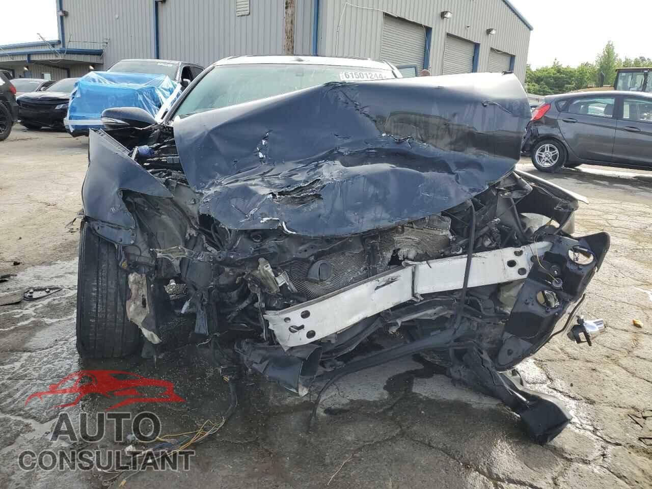 LEXUS IS 2011 - JTHBF5C27B5131903