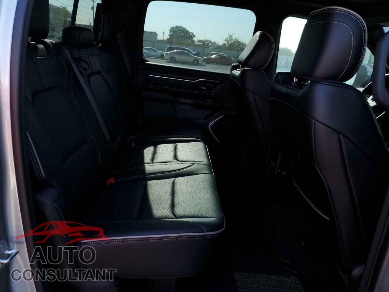 RAM 1500 2023 - 1C6SRFHTXPN588395