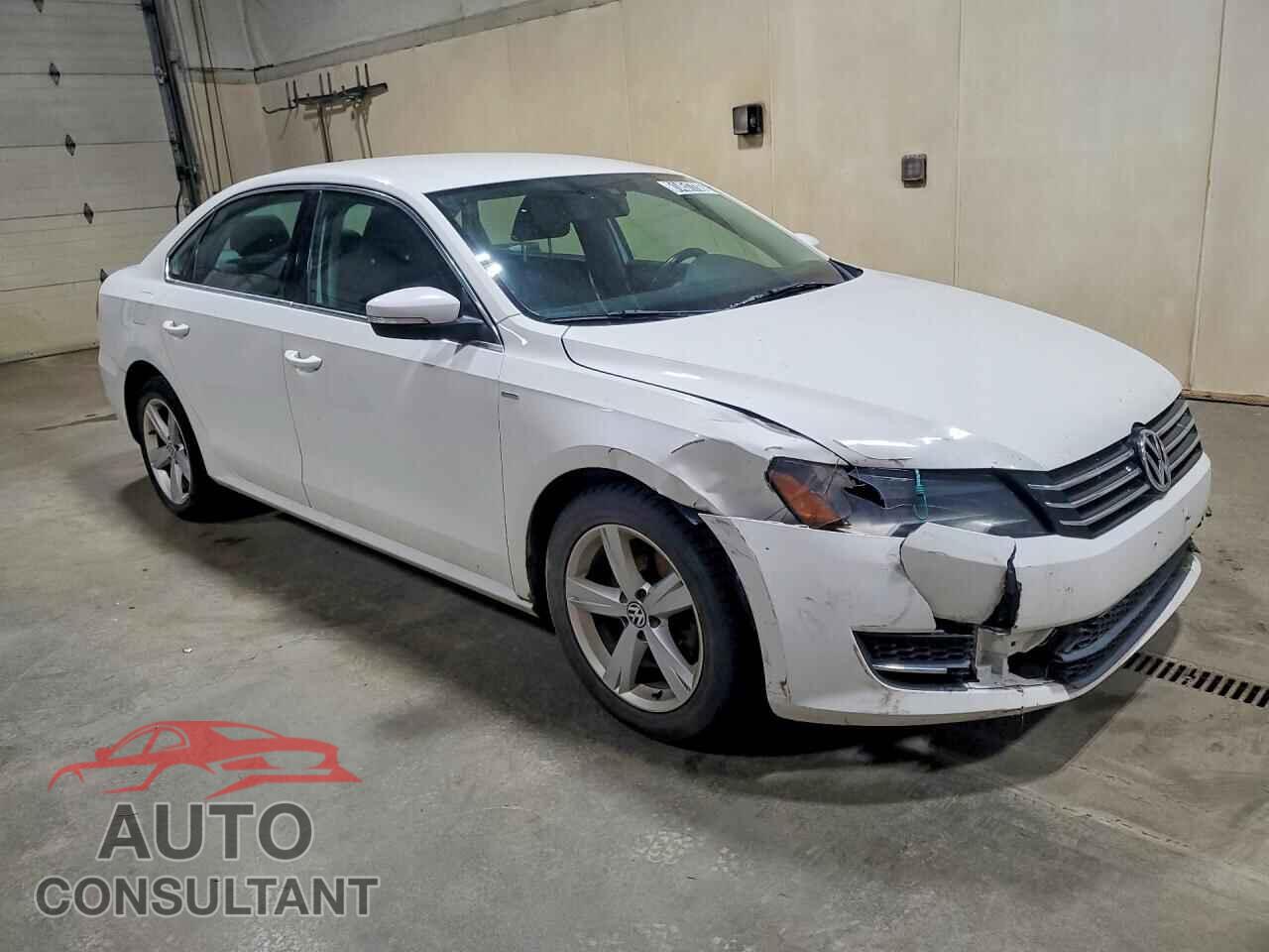 VOLKSWAGEN PASSAT 2014 - 1VWAT7A39EC037516