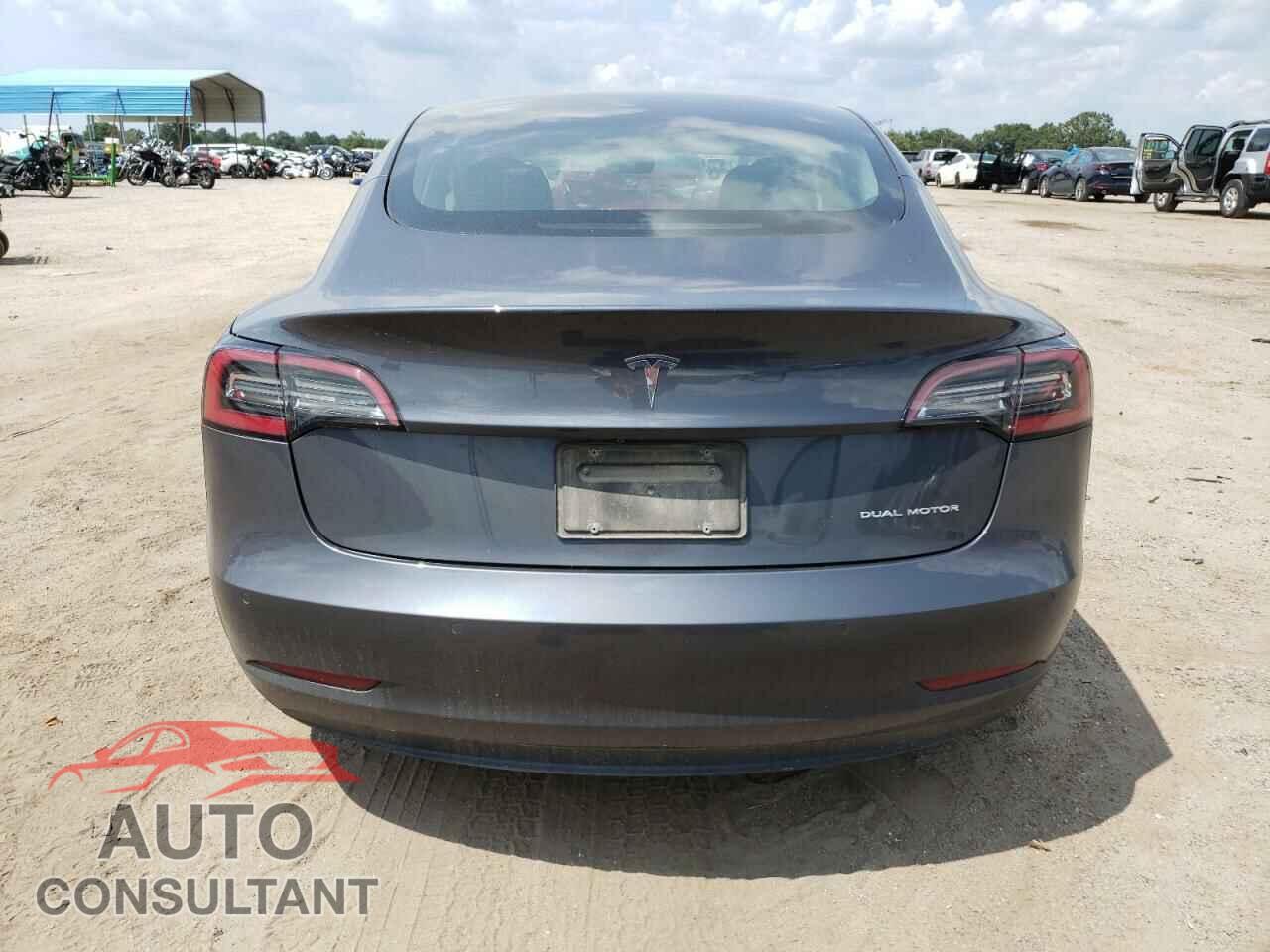 TESLA MODEL 3 2021 - 5YJ3E1EB5MF923838
