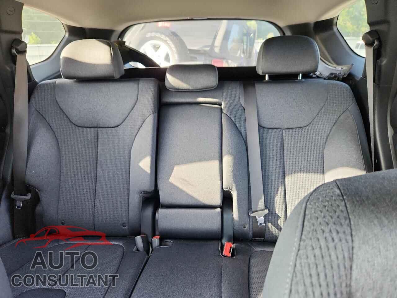 HYUNDAI SANTA FE 2023 - 5NMS14AJXPH648704