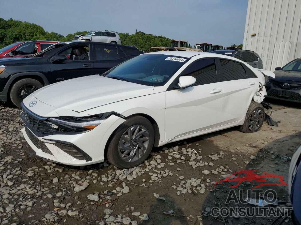 HYUNDAI ELANTRA 2024 - KMHLM4DGXRU654313