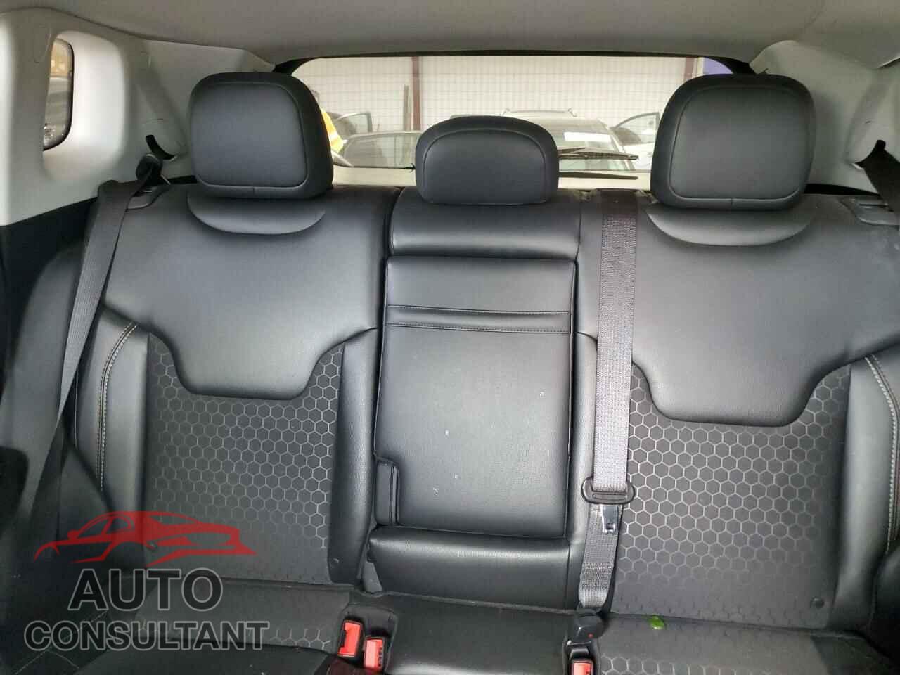 JEEP COMPASS 2019 - 3C4NJDBB8KT599809