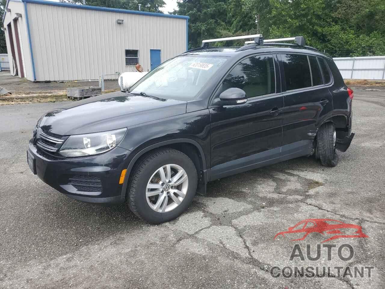 VOLKSWAGEN TIGUAN 2017 - WVGBV7AX9HK024582