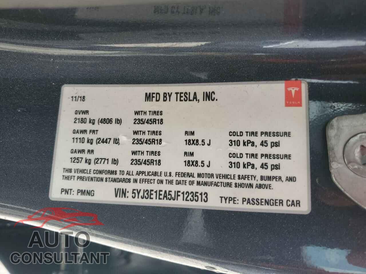 TESLA MODEL 3 2018 - 5YJ3E1EA5JF123513