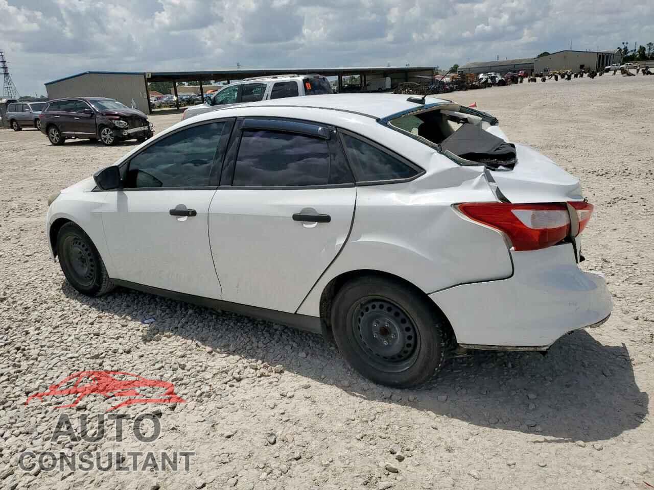 FORD FOCUS 2013 - 1FADP3E27DL331256