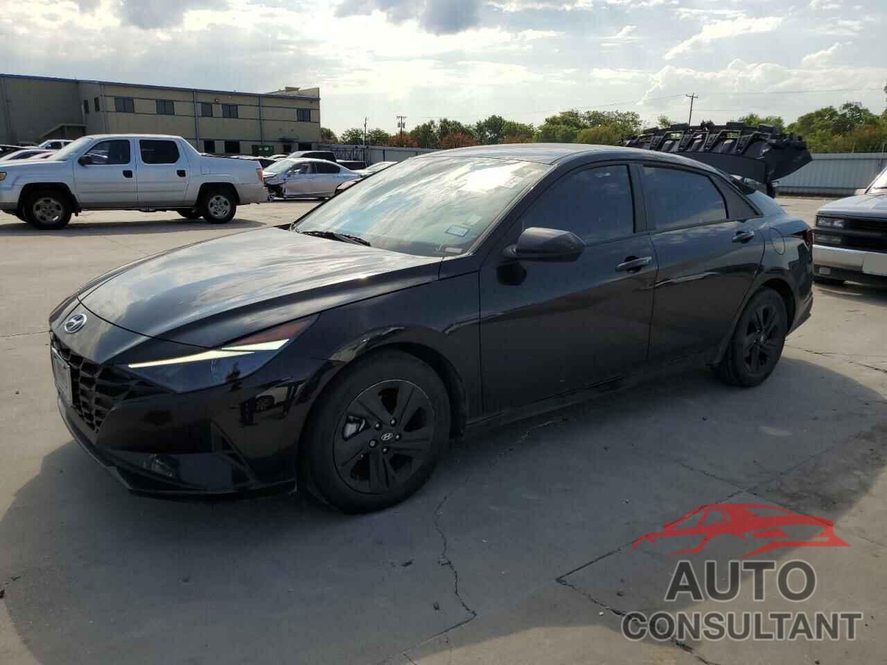 HYUNDAI ELANTRA 2023 - KMHLM4AG5PU447779