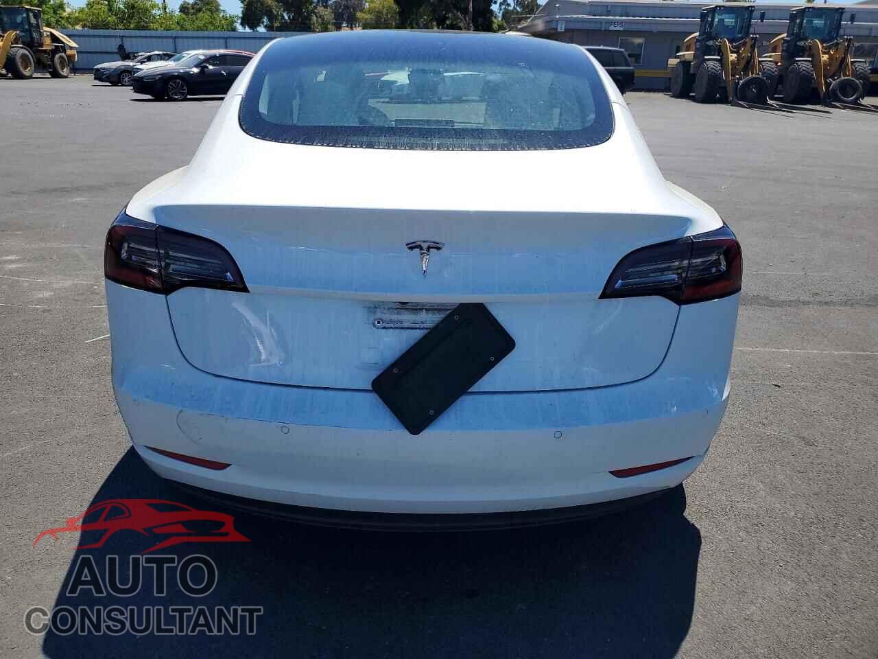 TESLA MODEL 3 2021 - 5YJ3E1EA1MF989875