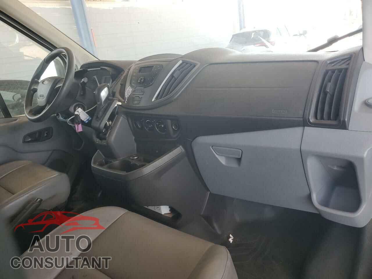 FORD TRANSIT 2015 - 1FTNE1CM9FKA53207
