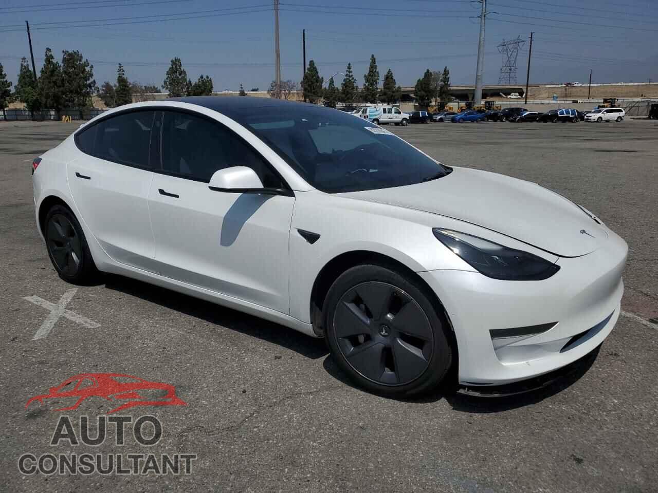TESLA MODEL 3 2022 - 5YJ3E1EA9NF329228