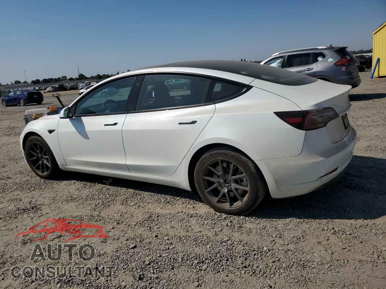 TESLA MODEL 3 2023 - 5YJ3E1EB5PF677409