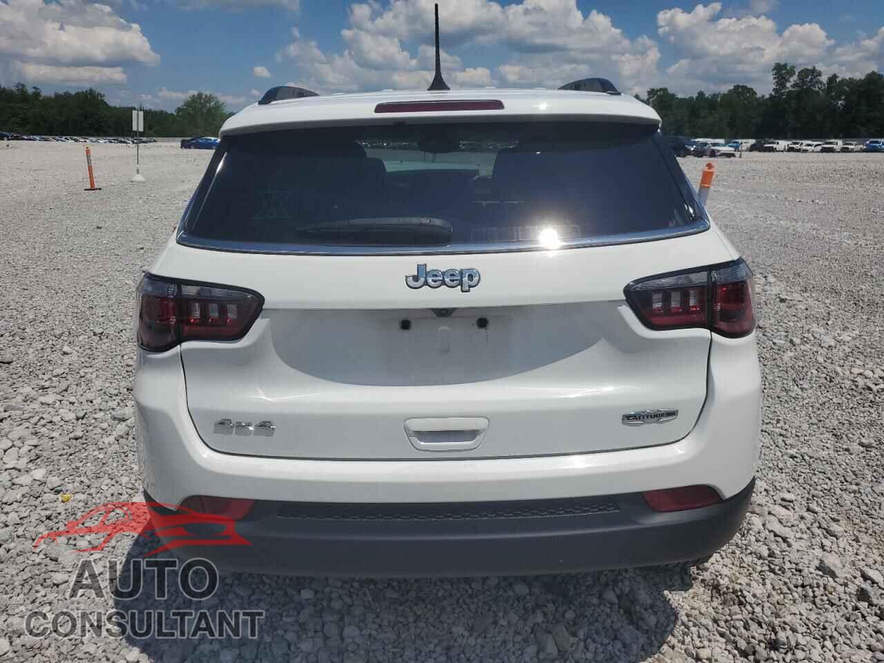 JEEP COMPASS 2022 - 3C4NJDFB1NT211639