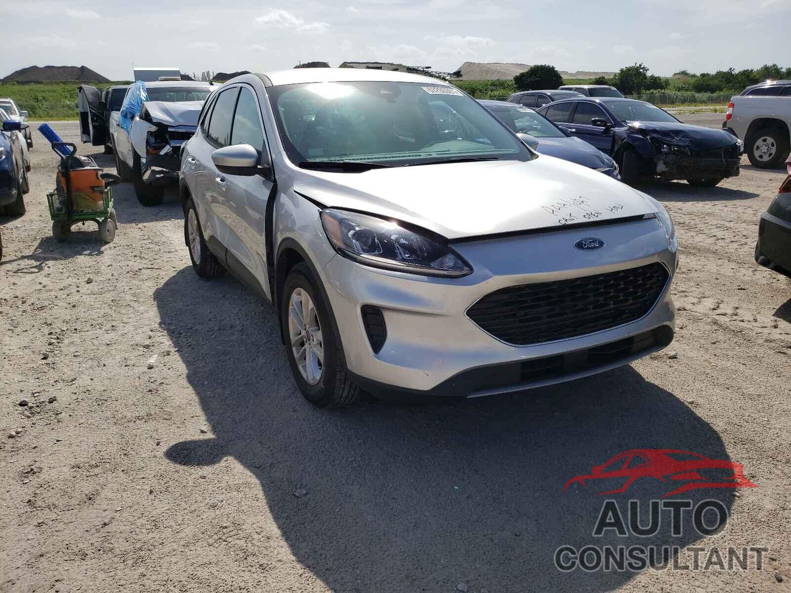 FORD ESCAPE 2020 - 1FMCU0G68LUC15372