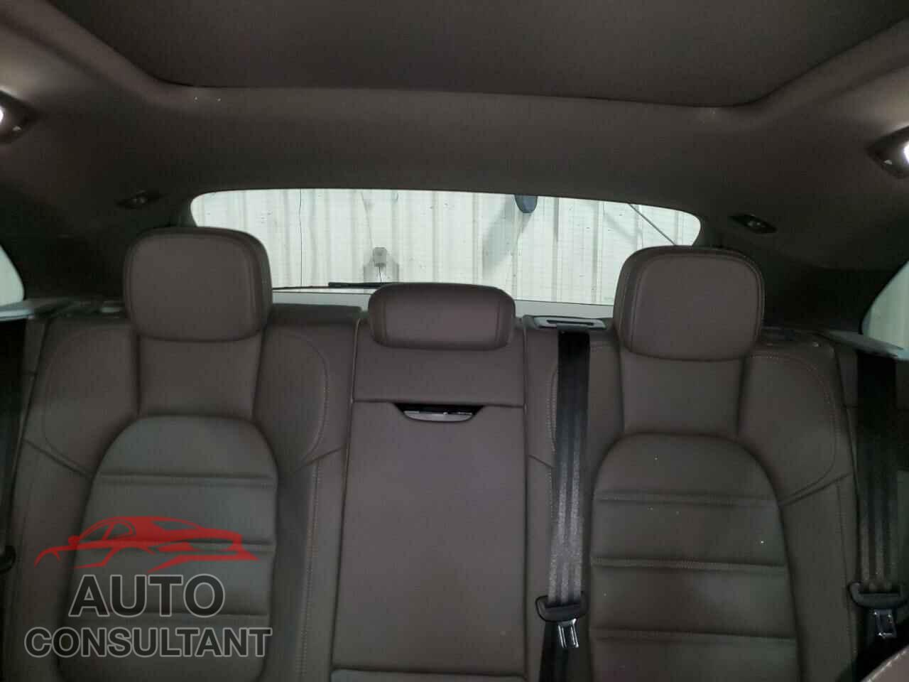 PORSCHE MACAN 2021 - WP1AB2A53MLB37375