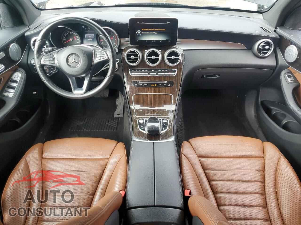 MERCEDES-BENZ GLC-CLASS 2017 - WDC0G4KB4HV007771