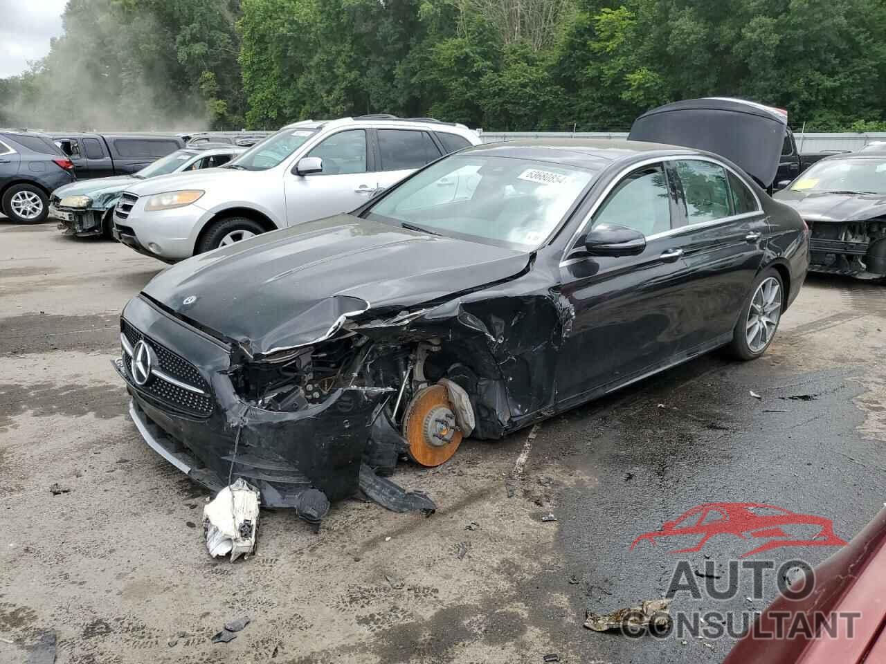 MERCEDES-BENZ E-CLASS 2023 - W1KZF8EB5PB102588