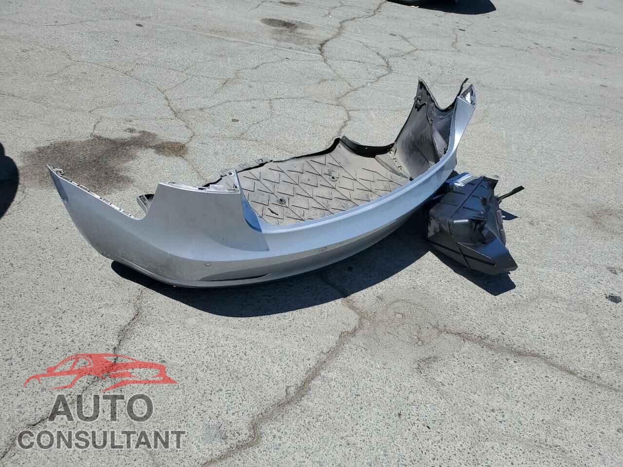 TESLA MODEL 3 2018 - 5YJ3E1EB3JF072134