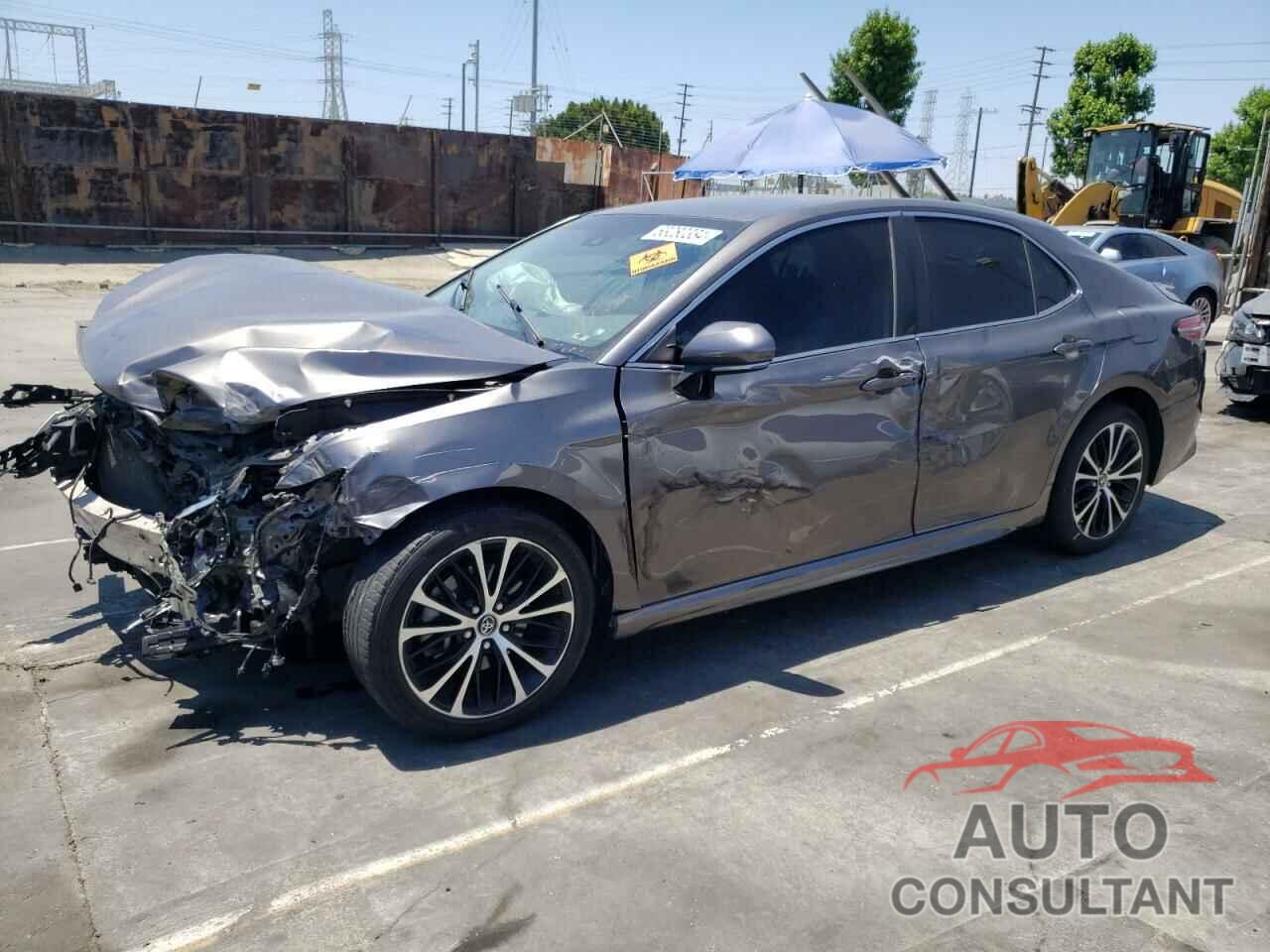 TOYOTA CAMRY 2018 - 4T1B11HKXJU603786