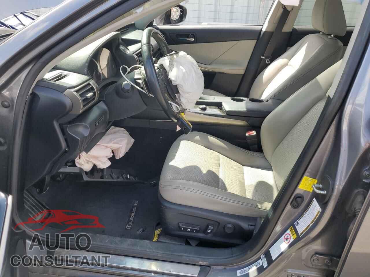 LEXUS IS 2014 - JTHCF1D26E5011767