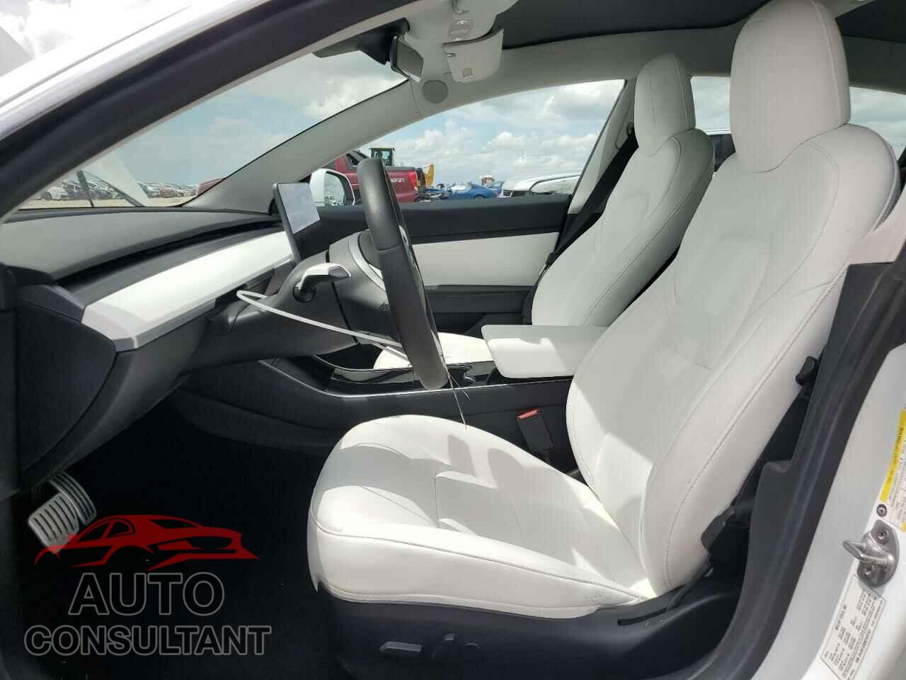 TESLA MODEL 3 2019 - 5YJ3E1EB5KF472701
